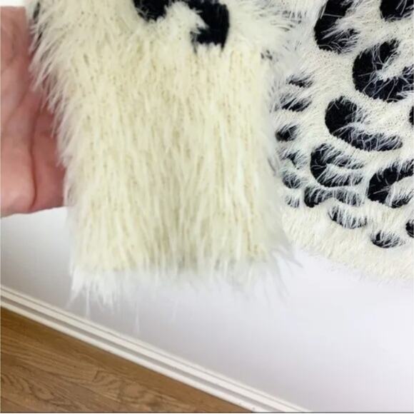 POL Cream Eyelash Leopard Print Pullover NWOT - Picture 7 of 12
